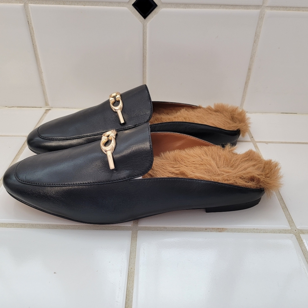 Coach Leather Slip Ons - Picture 6 of 16
